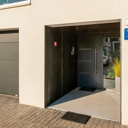 4r Royal Rojnic 2 Apartman *